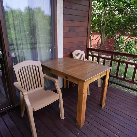 Villa 2 *